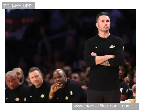 雷迪克点评斯玛特场上对抗激烈认为应增加出手机会提升表现